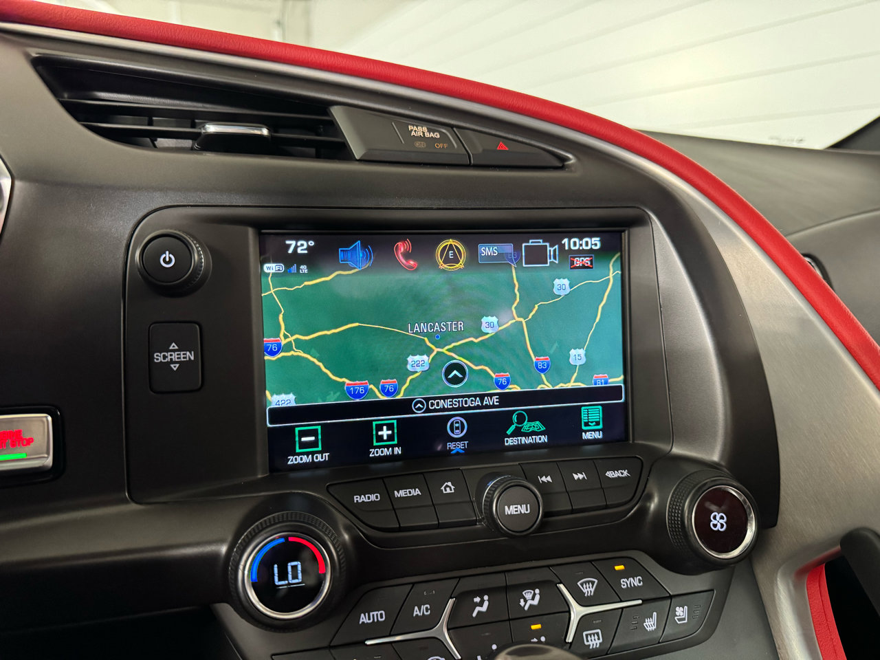 Used 2018 Chevrolet Corvette Stingray Coupe w/ 2LT Preferred Equipment Group image 23