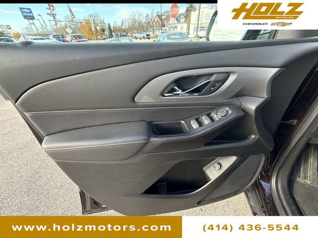 Certified 2023 Chevrolet Traverse LT image 21