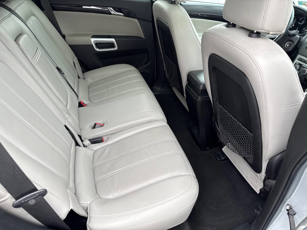 Used 2013 Chevrolet Captiva Sport LTZ FWD image 15