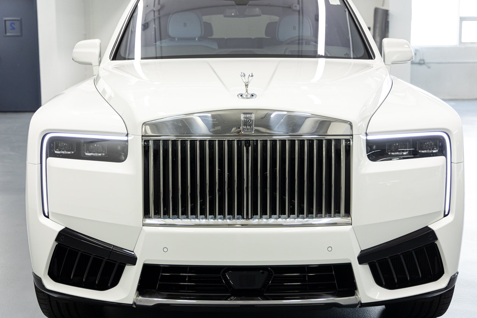 New 2026 Rolls-Royce Cullinan AWD/4WD image 10