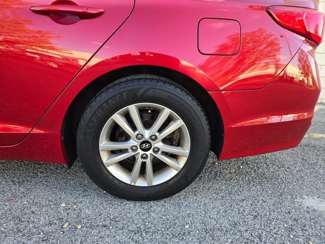 Used 2017 Hyundai Sonata SE image 12