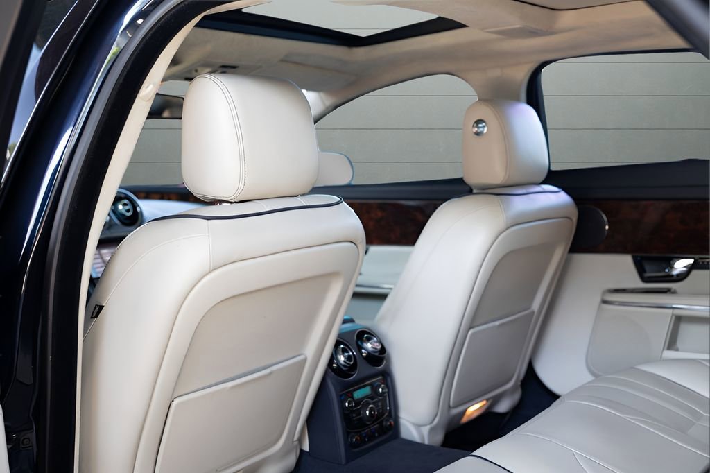 Used 2012 Jaguar XJ L RWD image 51