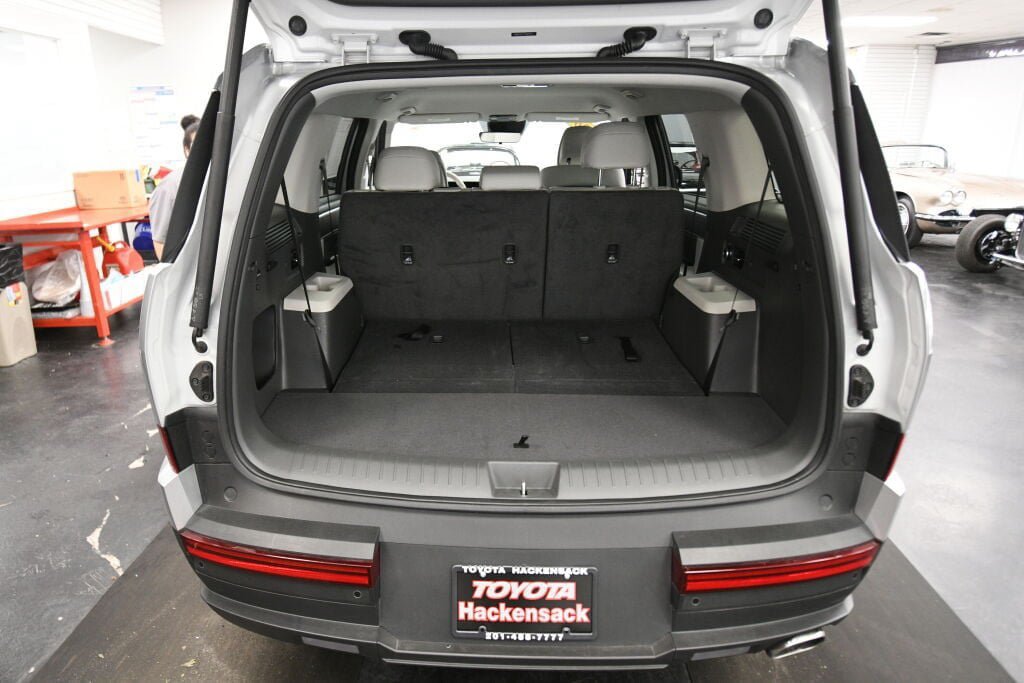 Used 2026 Hyundai Santa Fe SEL AWD/4WD image 21