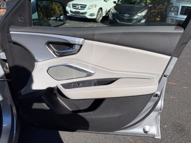 Used 2019 Acura RDX w/ Technology Package AWD/4WD image 10