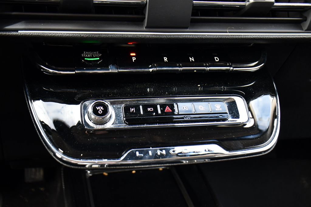 Used 2024 Lincoln Corsair Premiere image 29