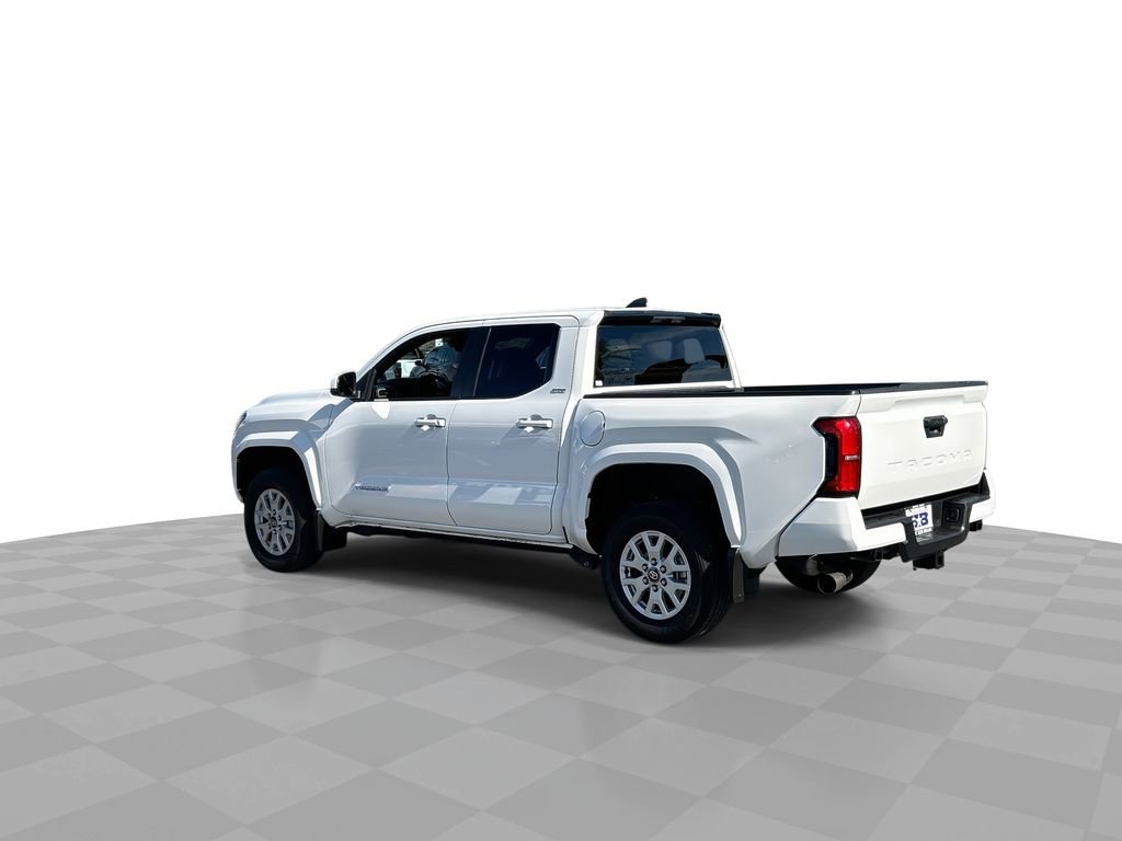 Used 2025 Toyota Tacoma SR5 image 6