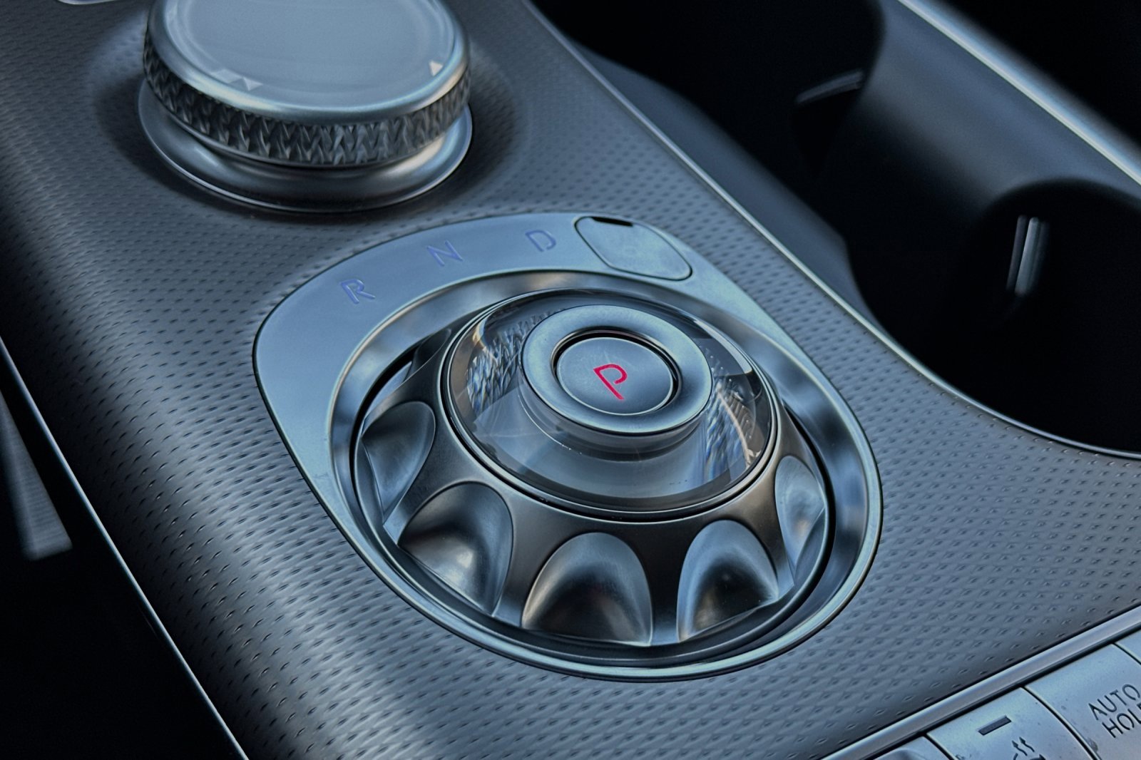 New 2024 Genesis GV60 Performance image 22