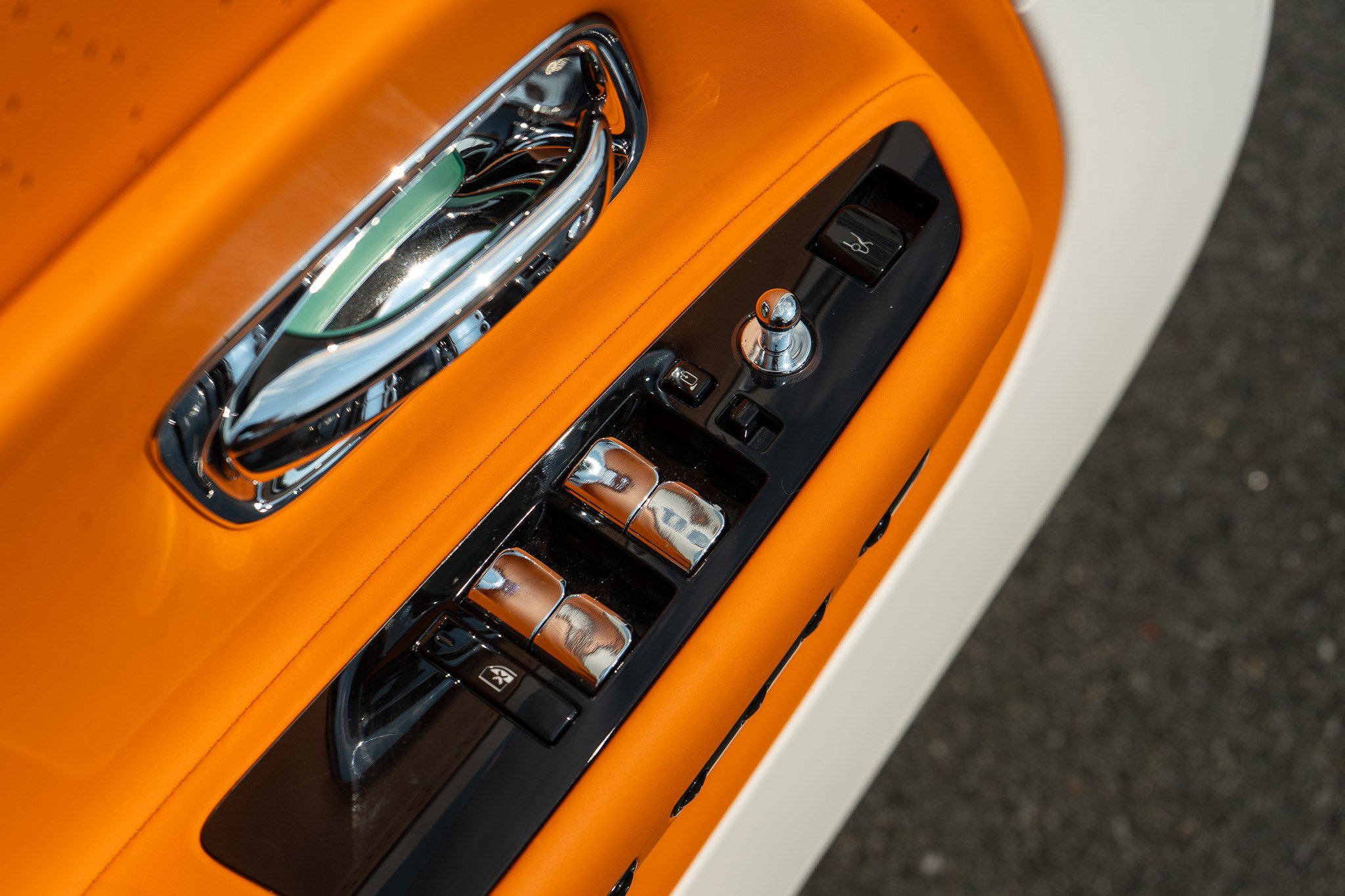 Certified 2024 Rolls-Royce Spectre w/ Spectre Launch Package AWD/4WD image 12