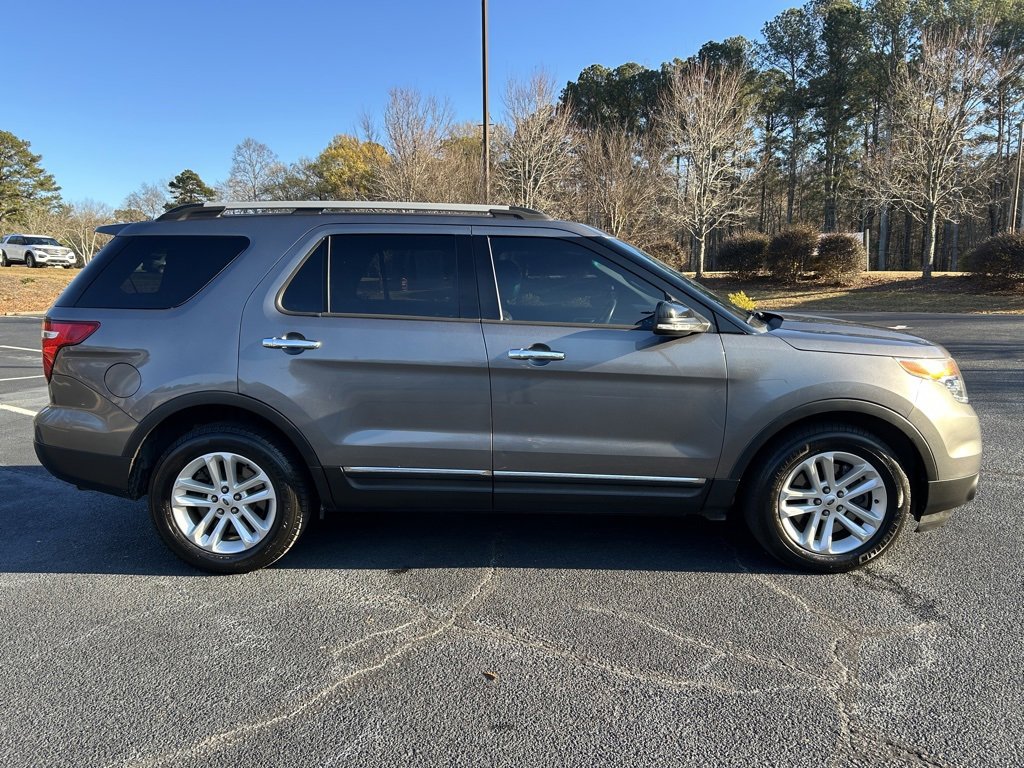 Used 2014 Ford Explorer XLT w/ Equipment Group 202A image 18