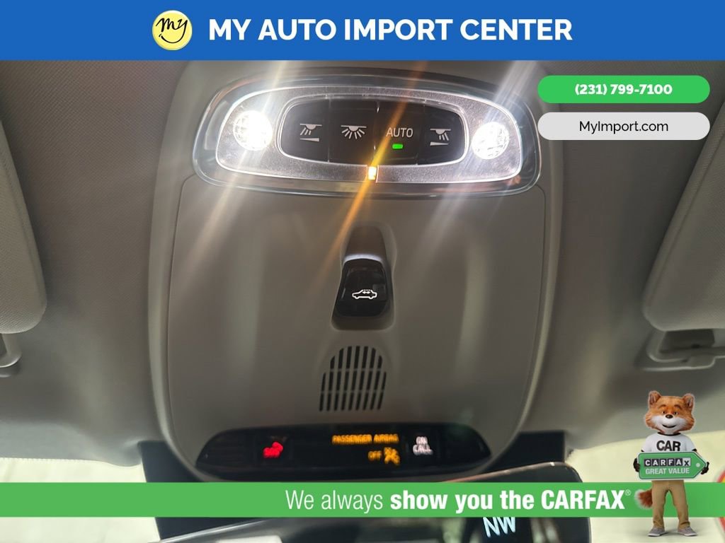 Used 2017 Volvo XC90 T6 Momentum w/ Momentum Plus Package image 24