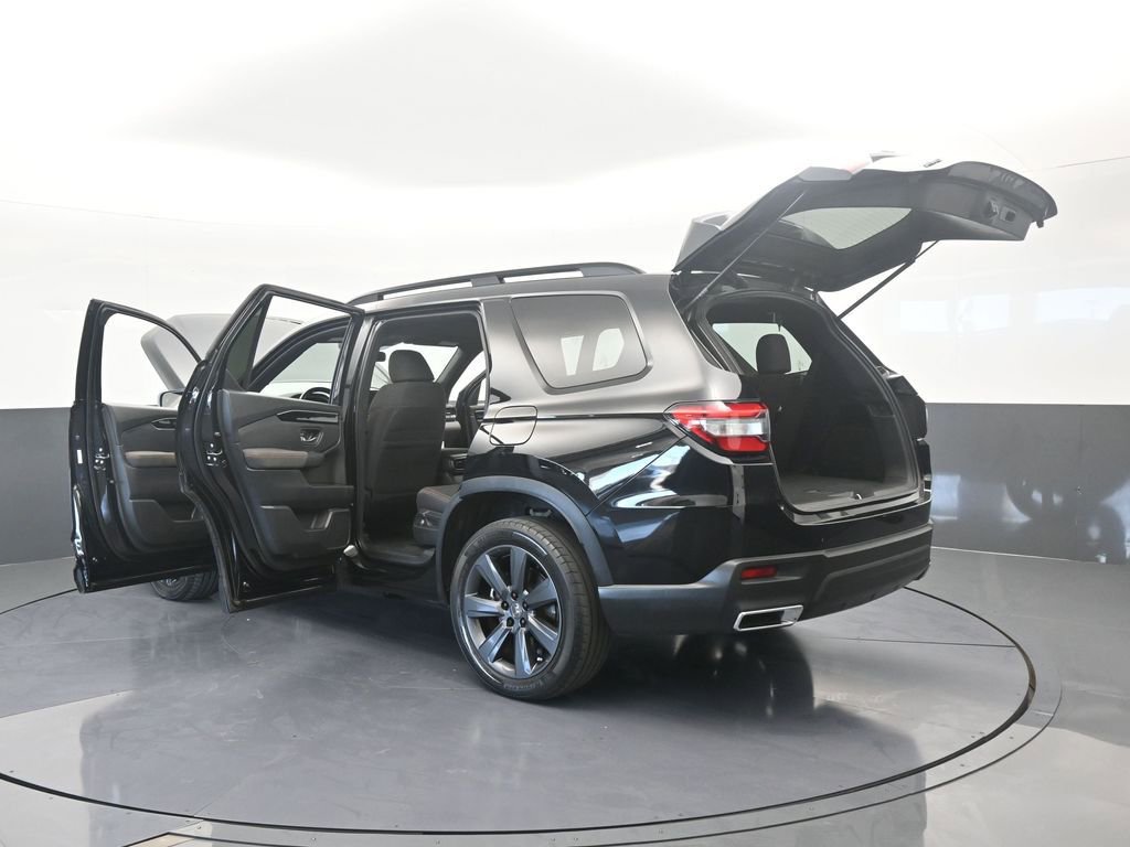 Used 2023 Honda Pilot Sport image 77
