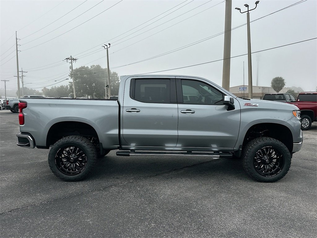 New 2026 Chevrolet Silverado 1500 LT image 3