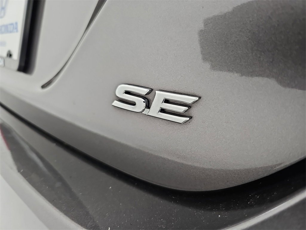 Used 2020 Toyota Camry SE image 37