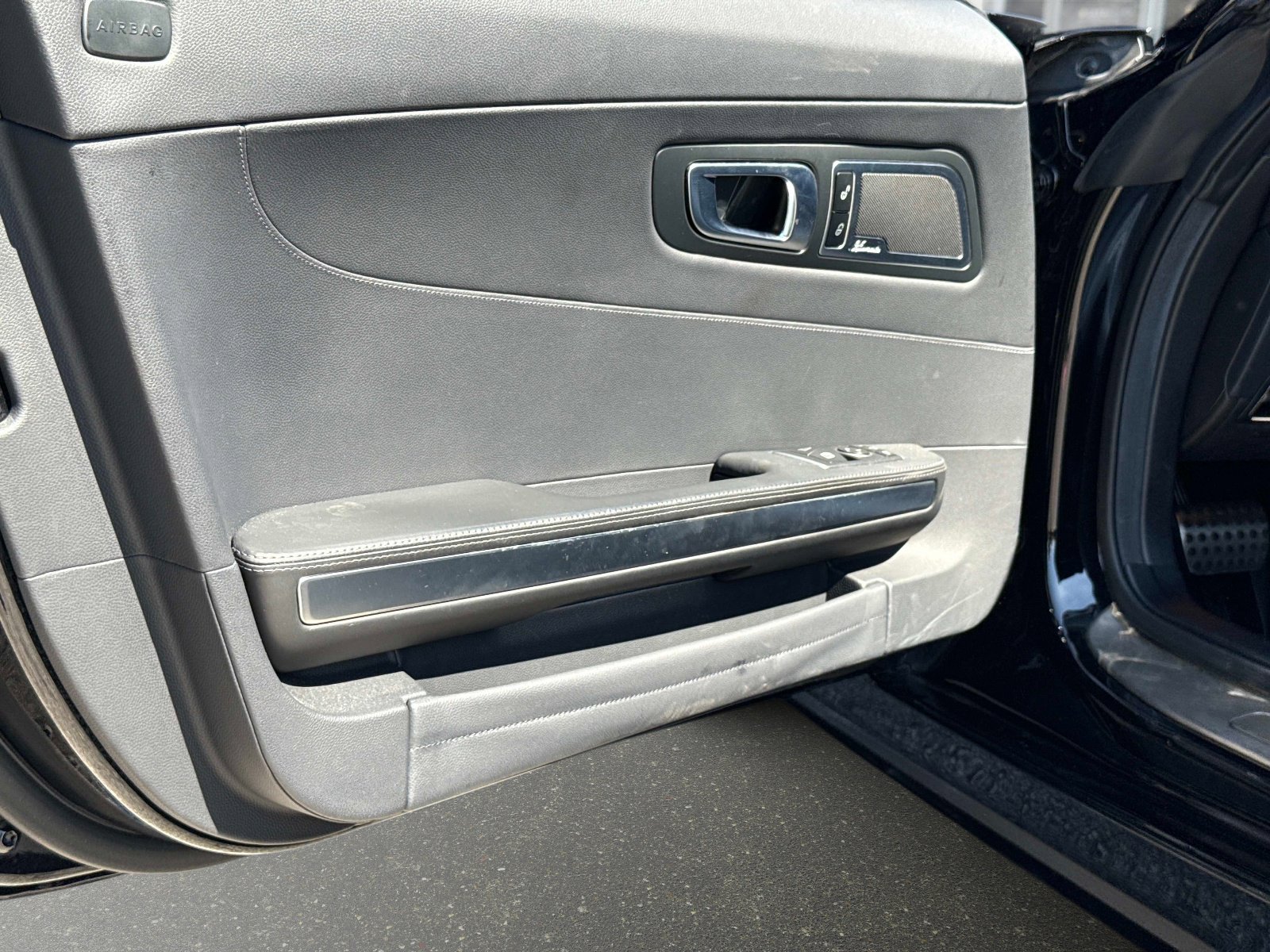 Used 2021 Mercedes-Benz AMG GT Roadster image 33