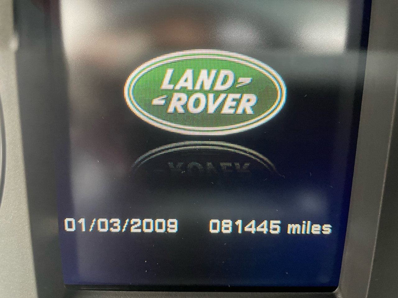 Used 2015 Land Rover LR2 HSE image 29