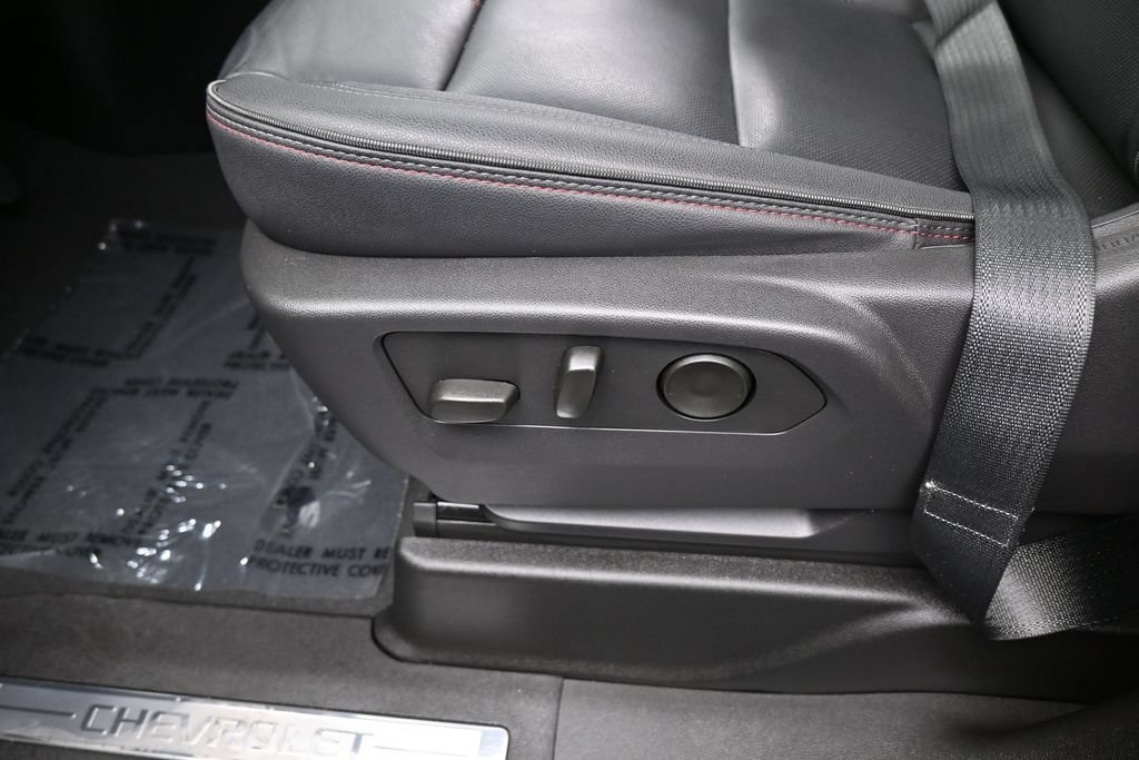Used 2025 Chevrolet Tahoe RST w/ Comfort Package RWD image 19