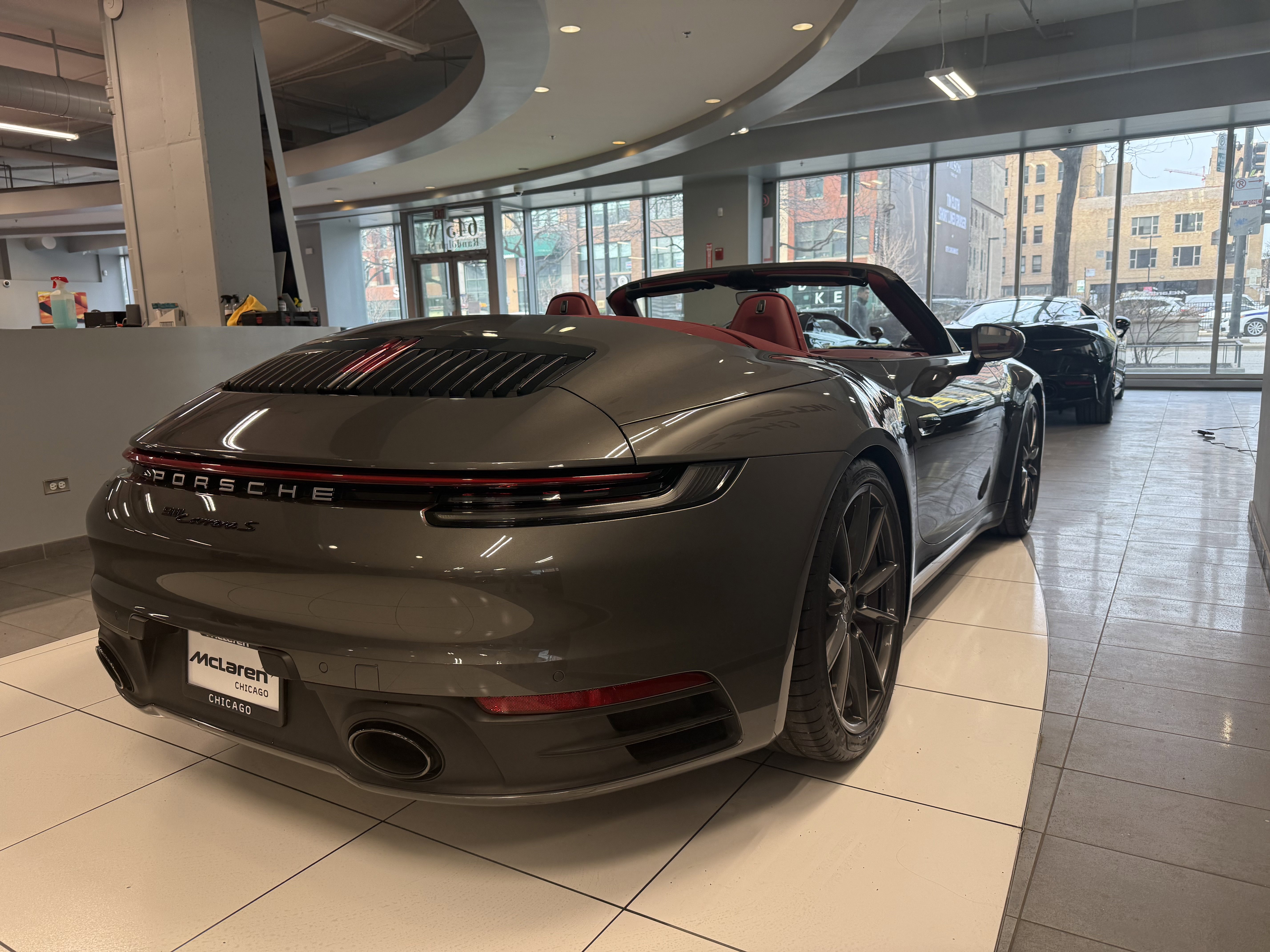 Used 2021 Porsche 911 image 11