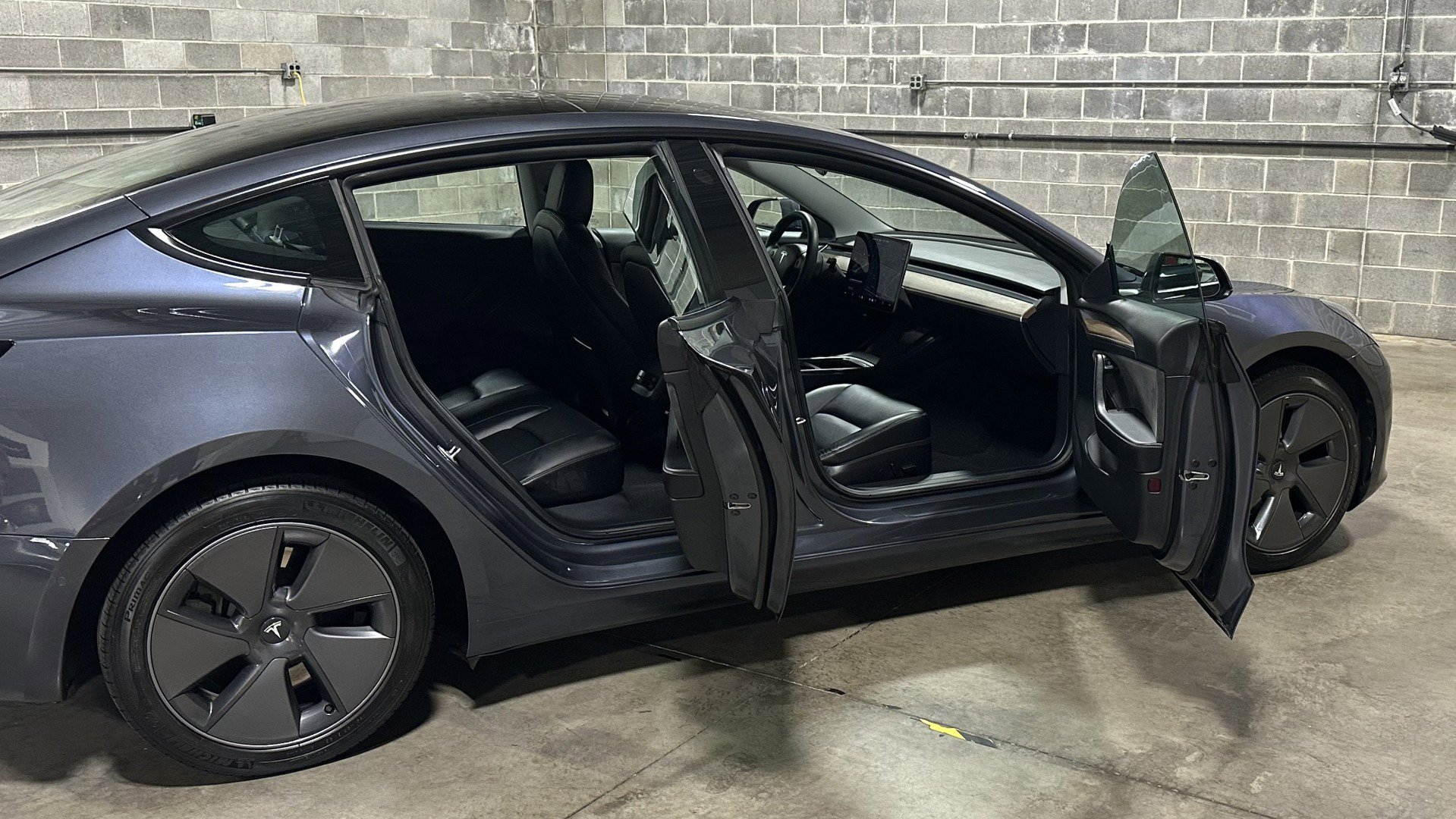 Used 2019 Tesla Model 3 Long Range image 35