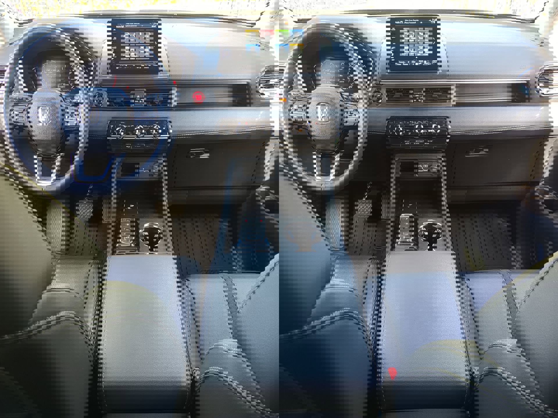 Used 2024 Honda Pilot Touring image 14