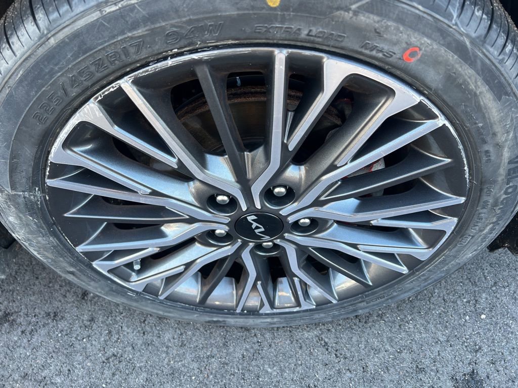 Certified 2023 Kia Forte GT-Line w/ GT-Line Technology Package image 37