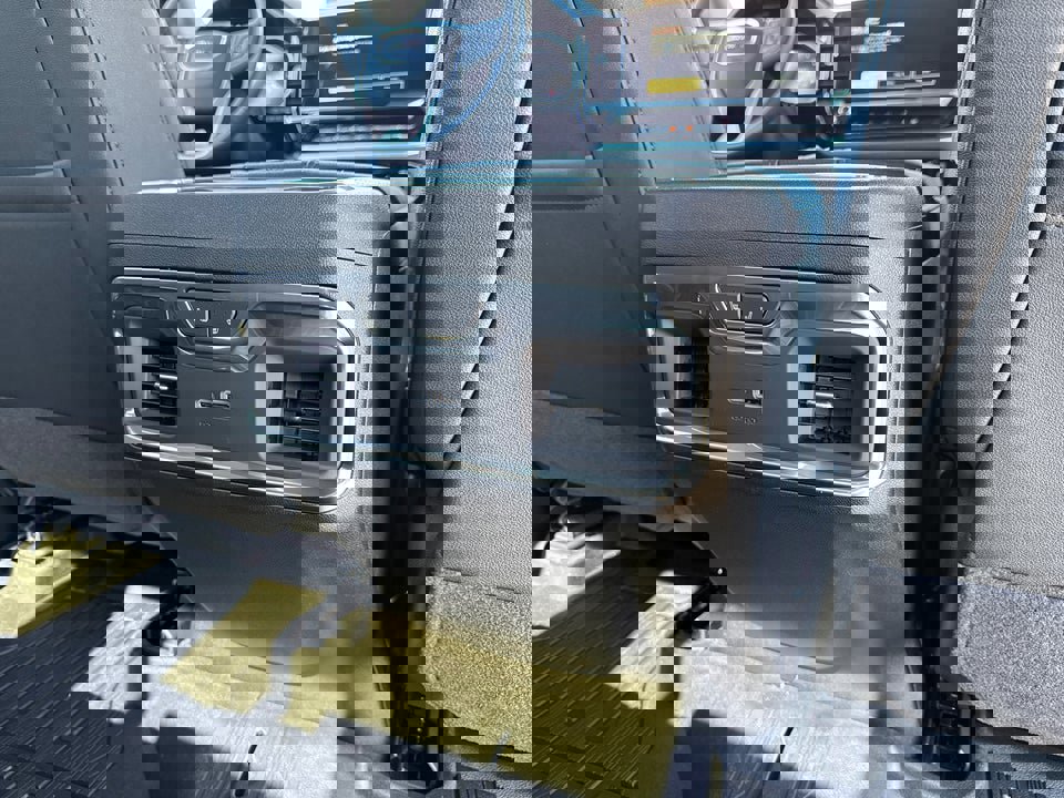 Used 2026 GMC Sierra 1500 SLT w/ SLT Premium Plus Package image 19