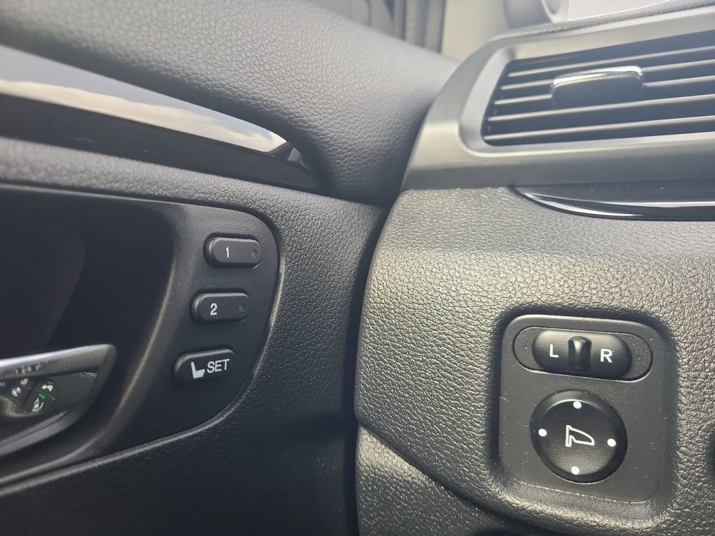 Used 2019 Honda Ridgeline RTL-E image 25