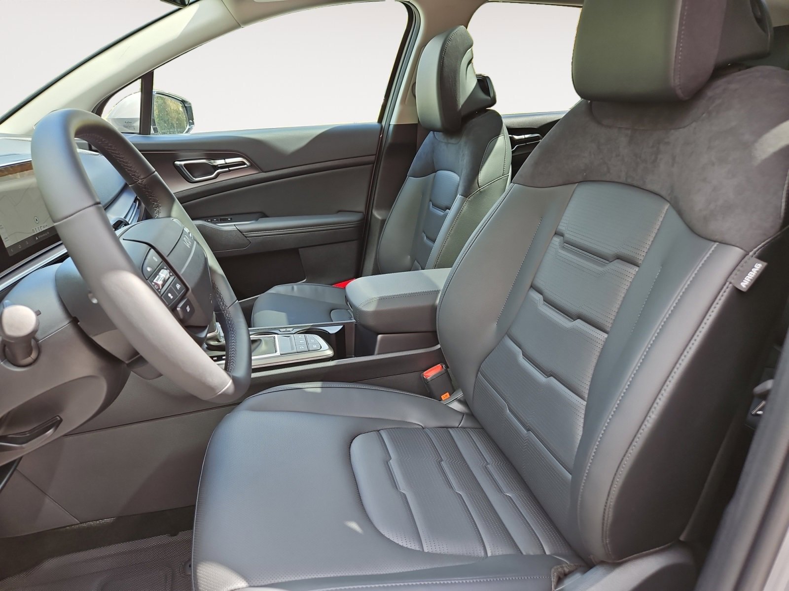 New 2026 Kia Sportage SX image 9
