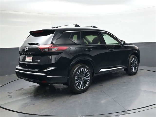 New 2026 Nissan Rogue Platinum image 4