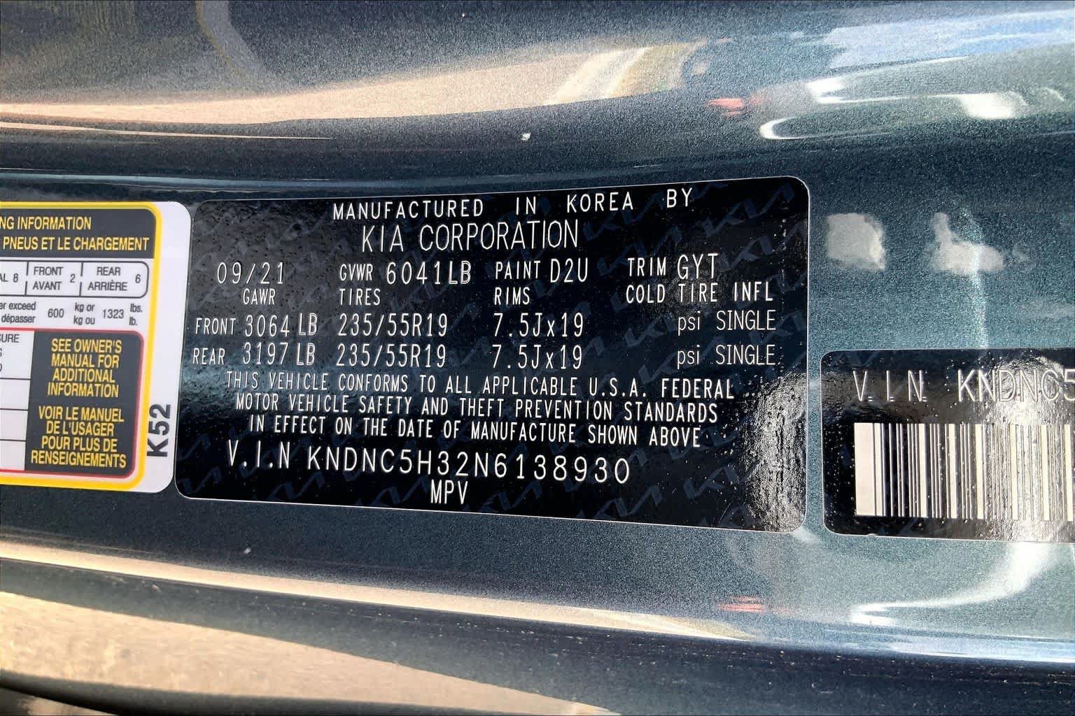 Used 2022 Kia Carnival EX FWD image 31