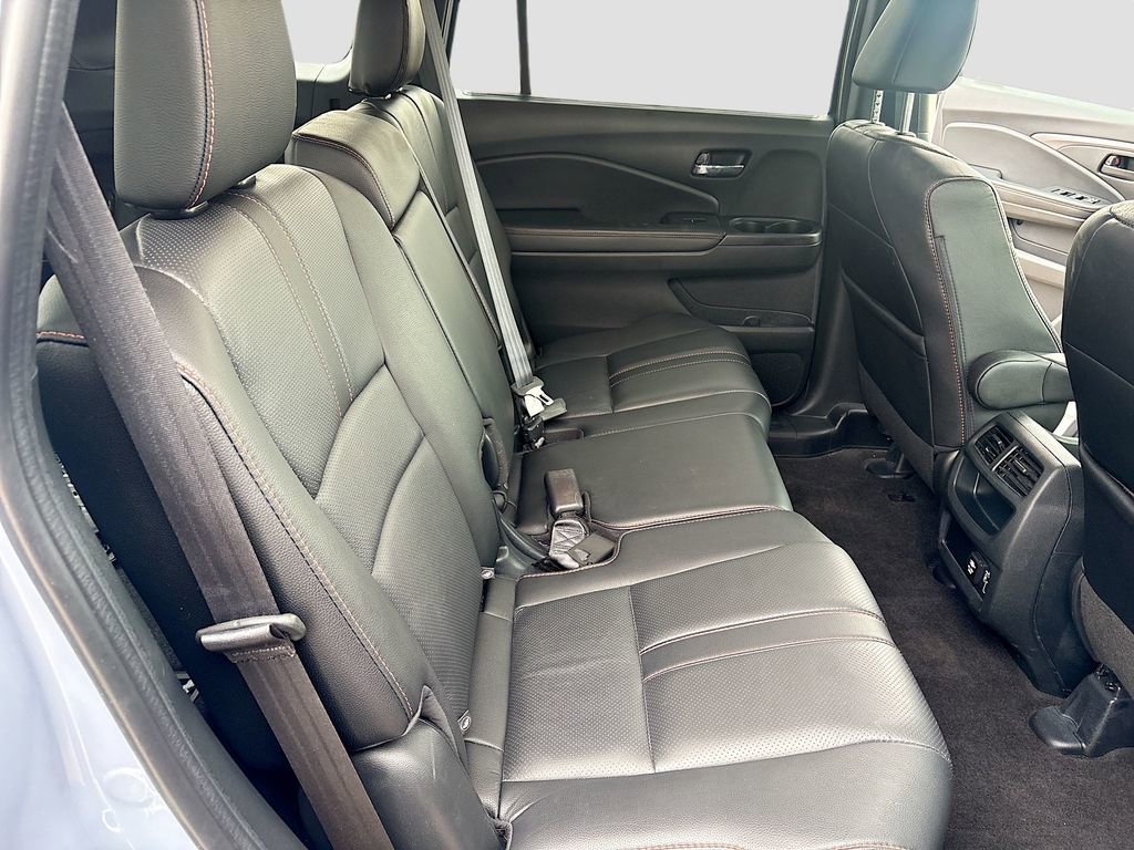 Used 2023 Honda Passport TrailSport image 27