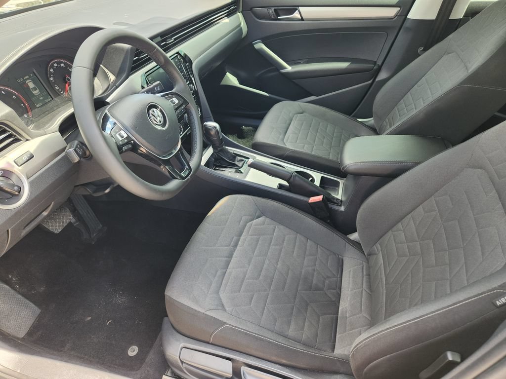 Used 2021 Volkswagen Passat 2.0T S w/ Luggage Net & Mats Package FWD image 9