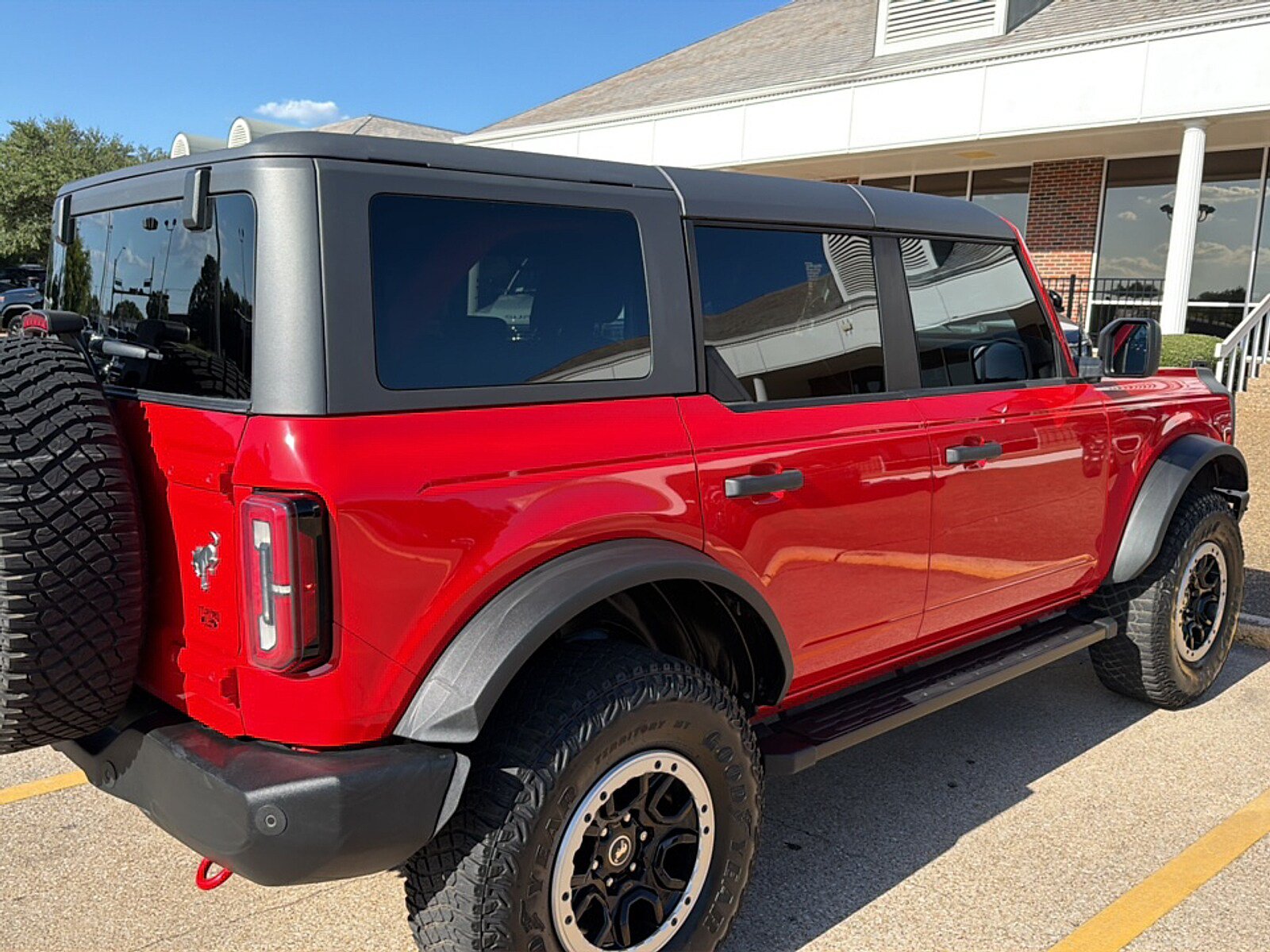 Used 2022 Ford Bronco Big Bend w/ Sasquatch Package AWD/4WD image 12