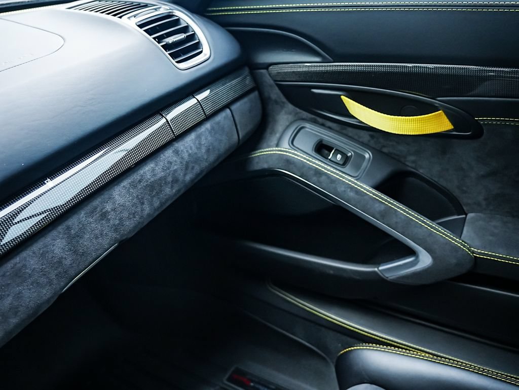 Certified 2016 Porsche Cayman GT4 RWD image 26