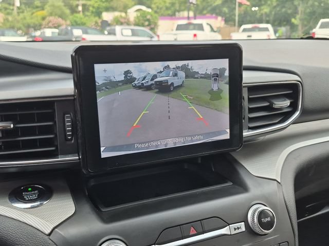 Used 2020 Ford Explorer XLT w/ Equipment Group 202A AWD/4WD image 26