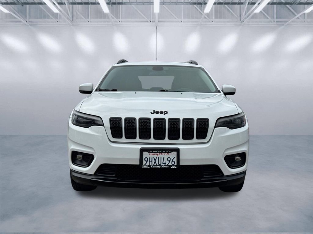 Used 2020 Jeep Cherokee Latitude Plus image 2