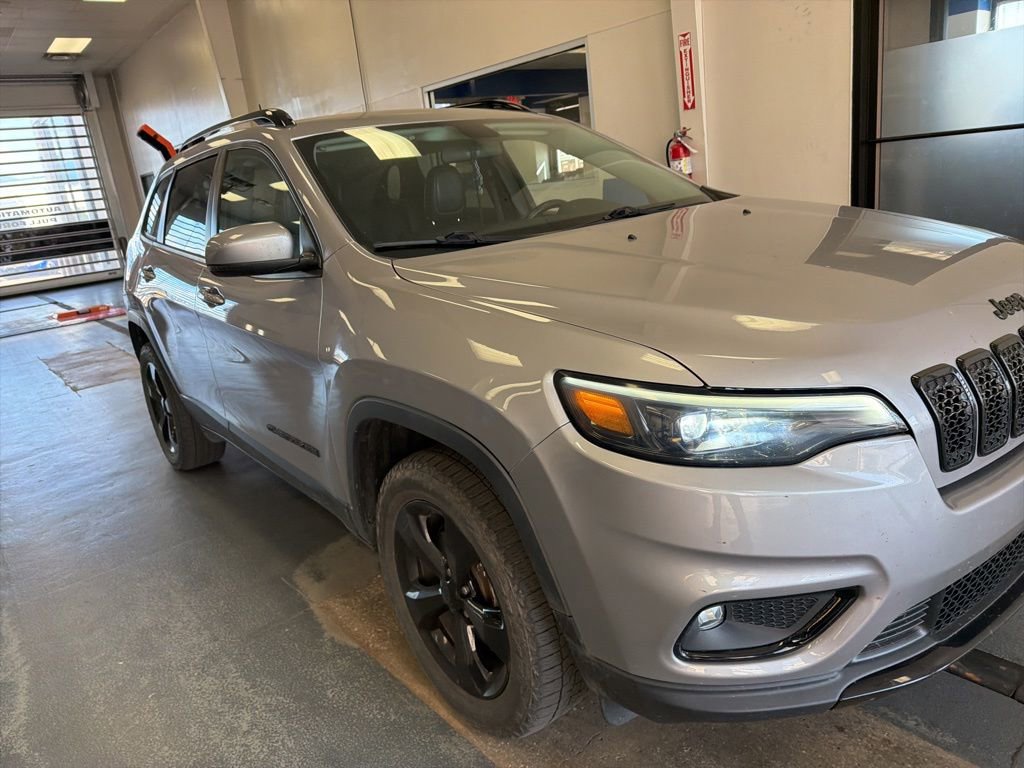 Used 2020 Jeep Cherokee Latitude Plus AWD/4WD image 1