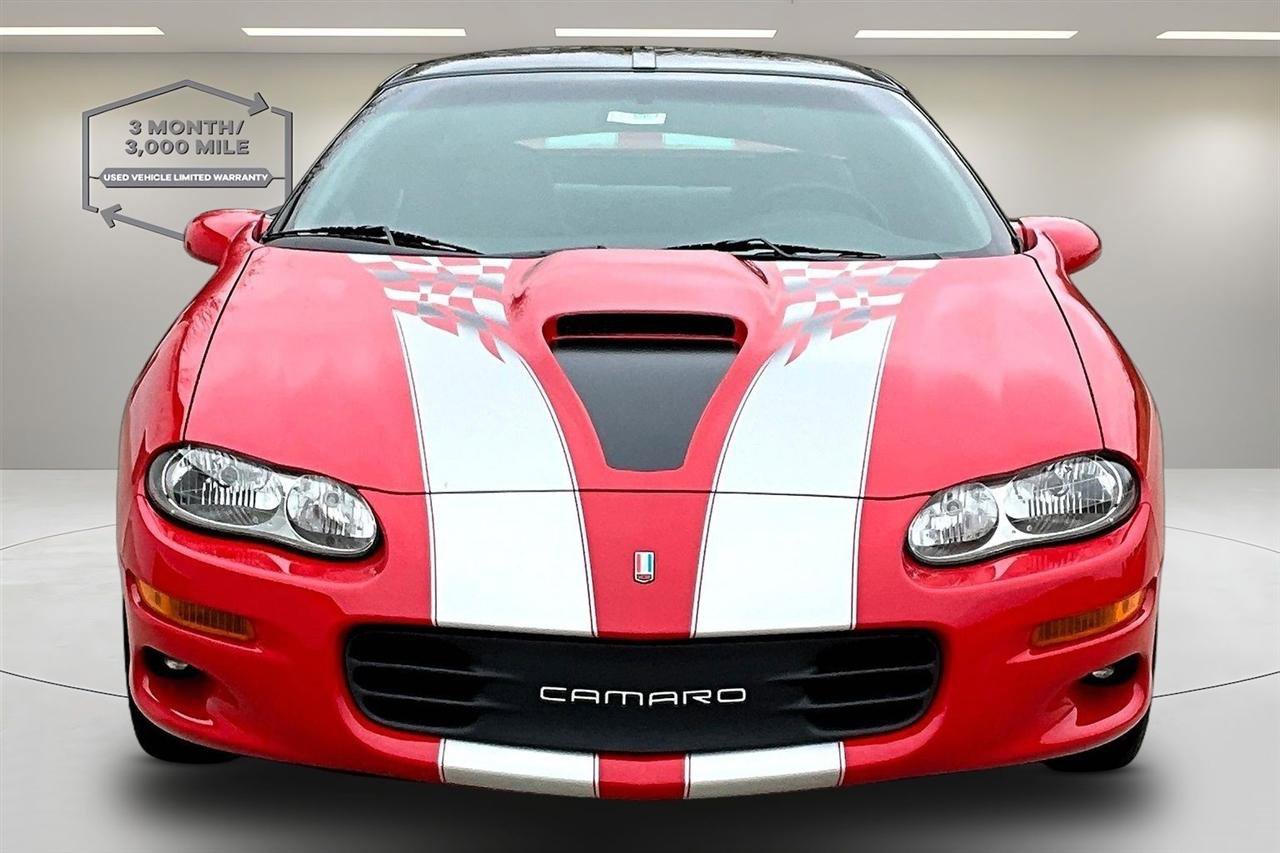 Used 2002 Chevrolet Camaro Z28 w/ SS Performance/Appearance Pkg RWD image 2