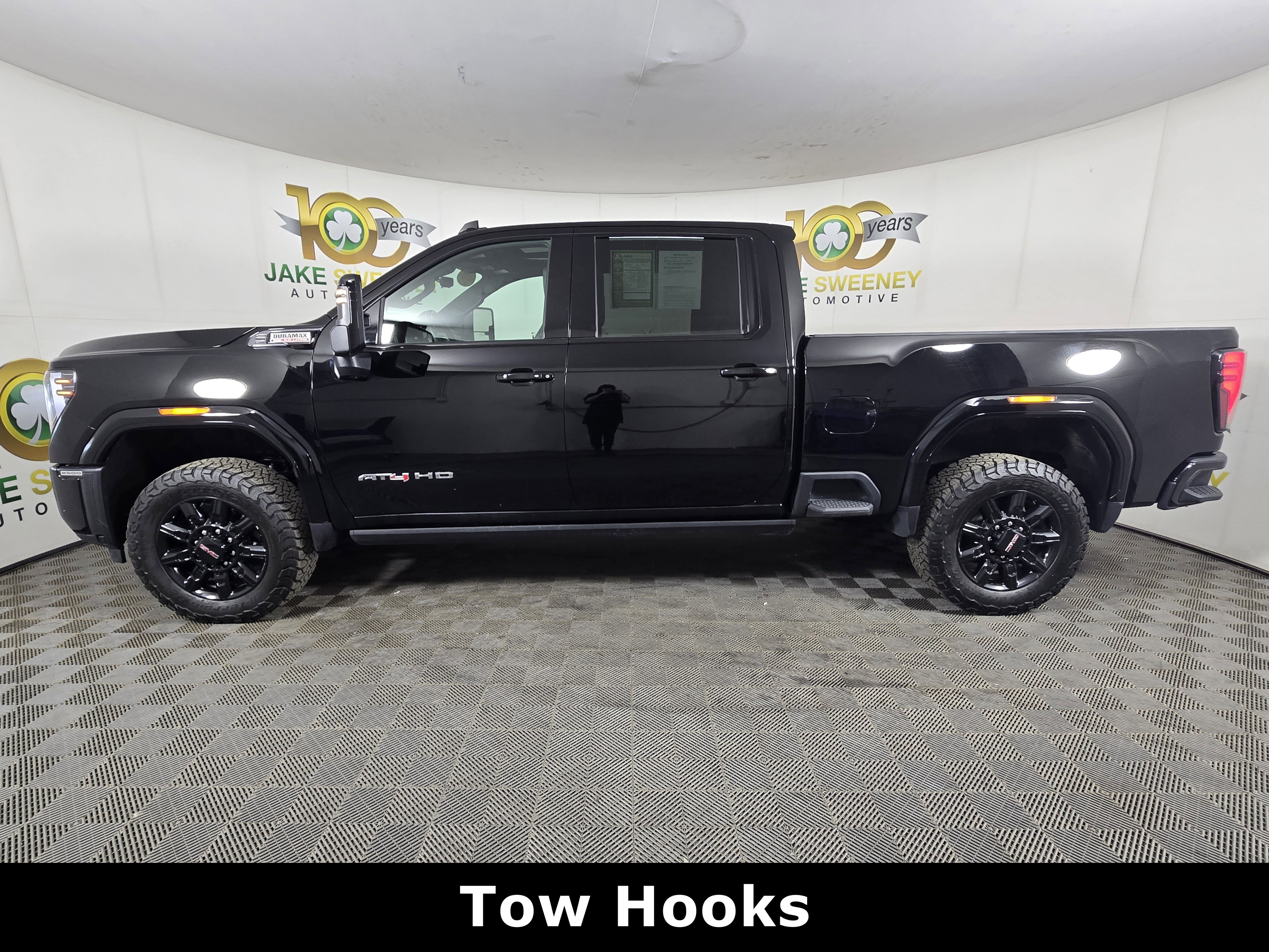 Used 2026 GMC Sierra 2500 AT4 w/ AT4 Premium Plus Package AWD/4WD image 4