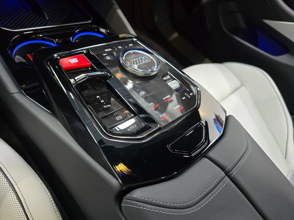 Used 2026 BMW M5 Touring AWD/4WD image 22