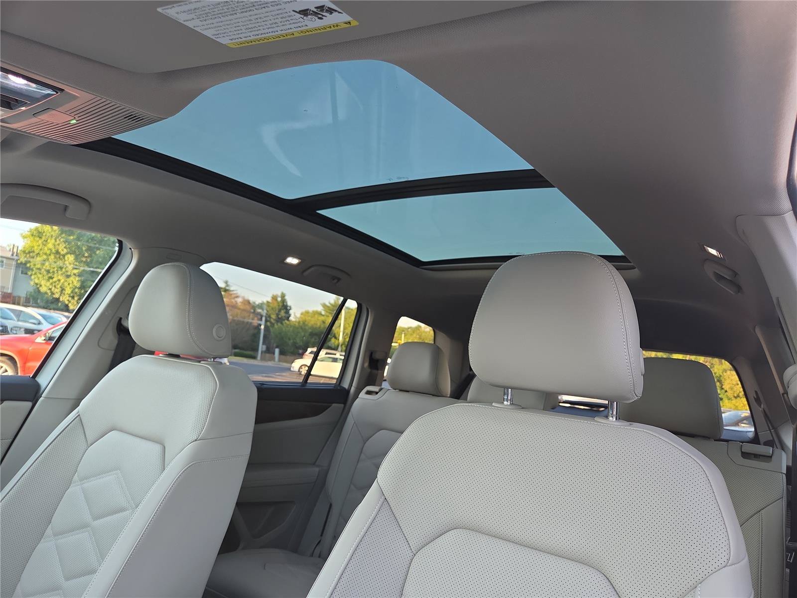 New 2026 Volkswagen Atlas SE FWD image 21