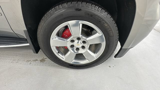 Used 2019 Chevrolet Suburban Premier image 9