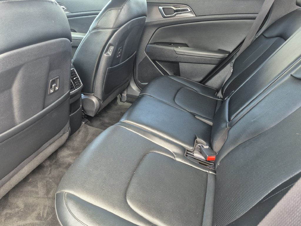 Certified 2023 Kia Sportage SX AWD/4WD image 13