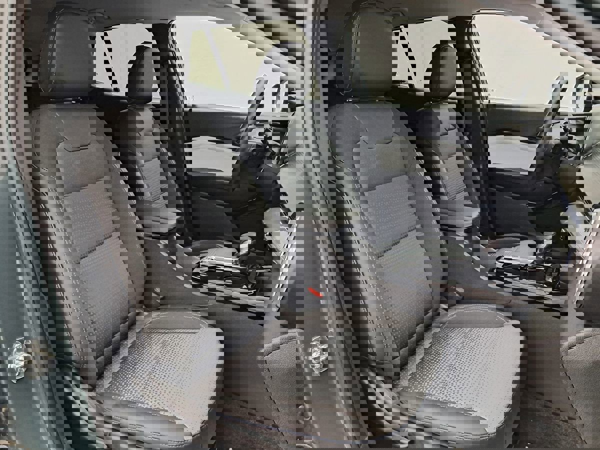 Used 2025 Chevrolet Trax LT image 22