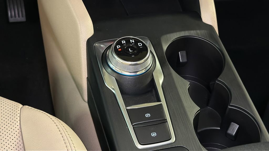 Used 2022 Ford Escape SEL image 22