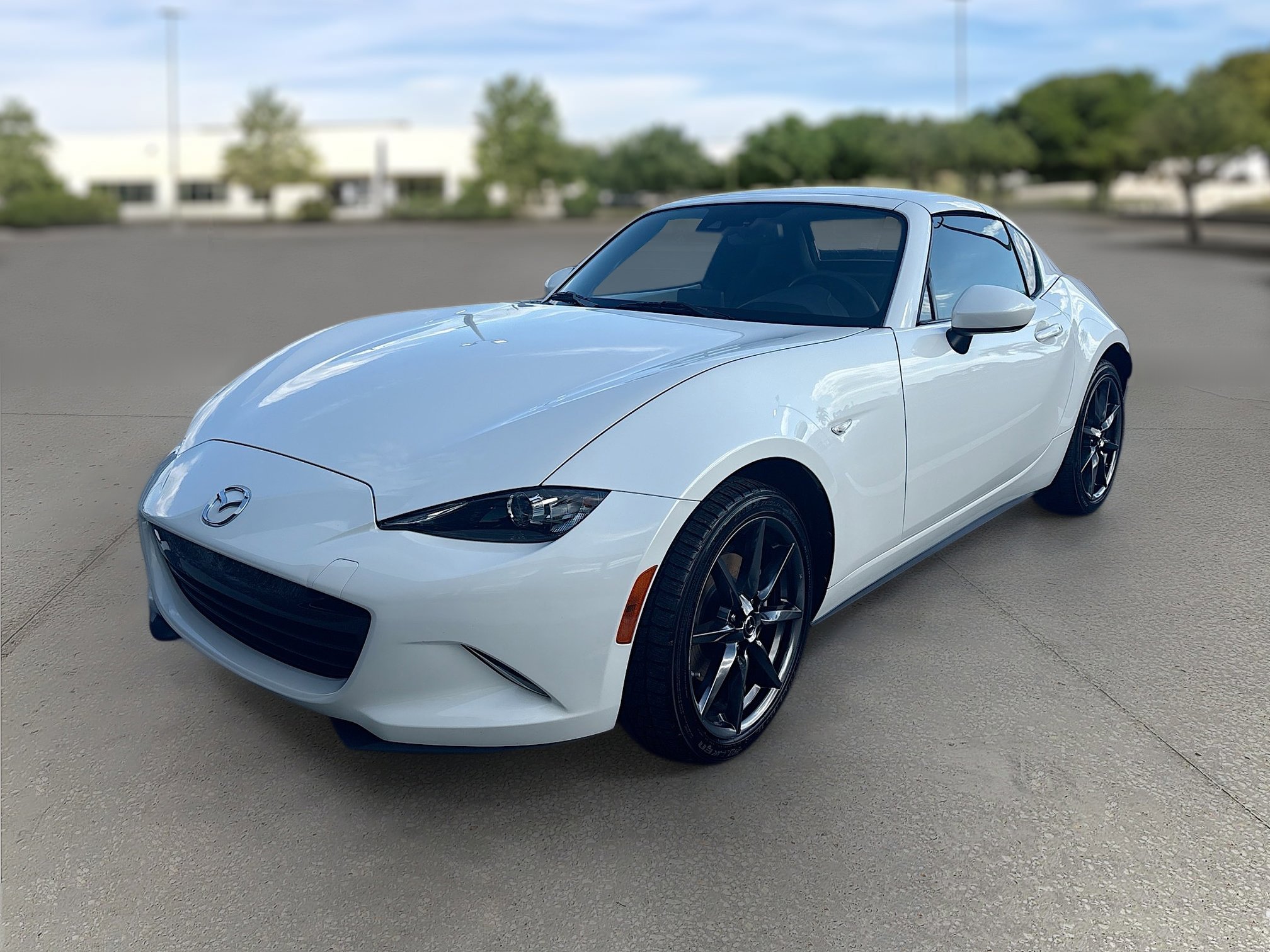 Used 2019 MAZDA MX-5 Miata RF Grand Touring image 3