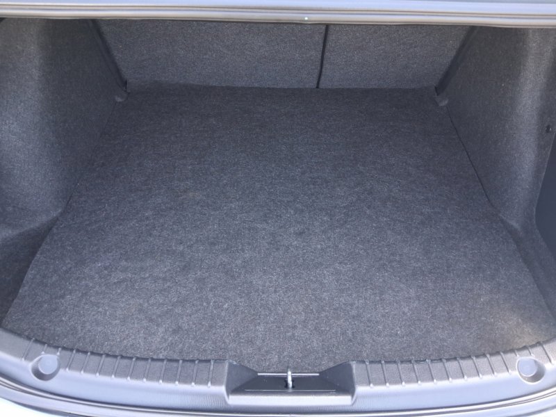 Used 2018 MAZDA MAZDA3 Touring FWD image 17