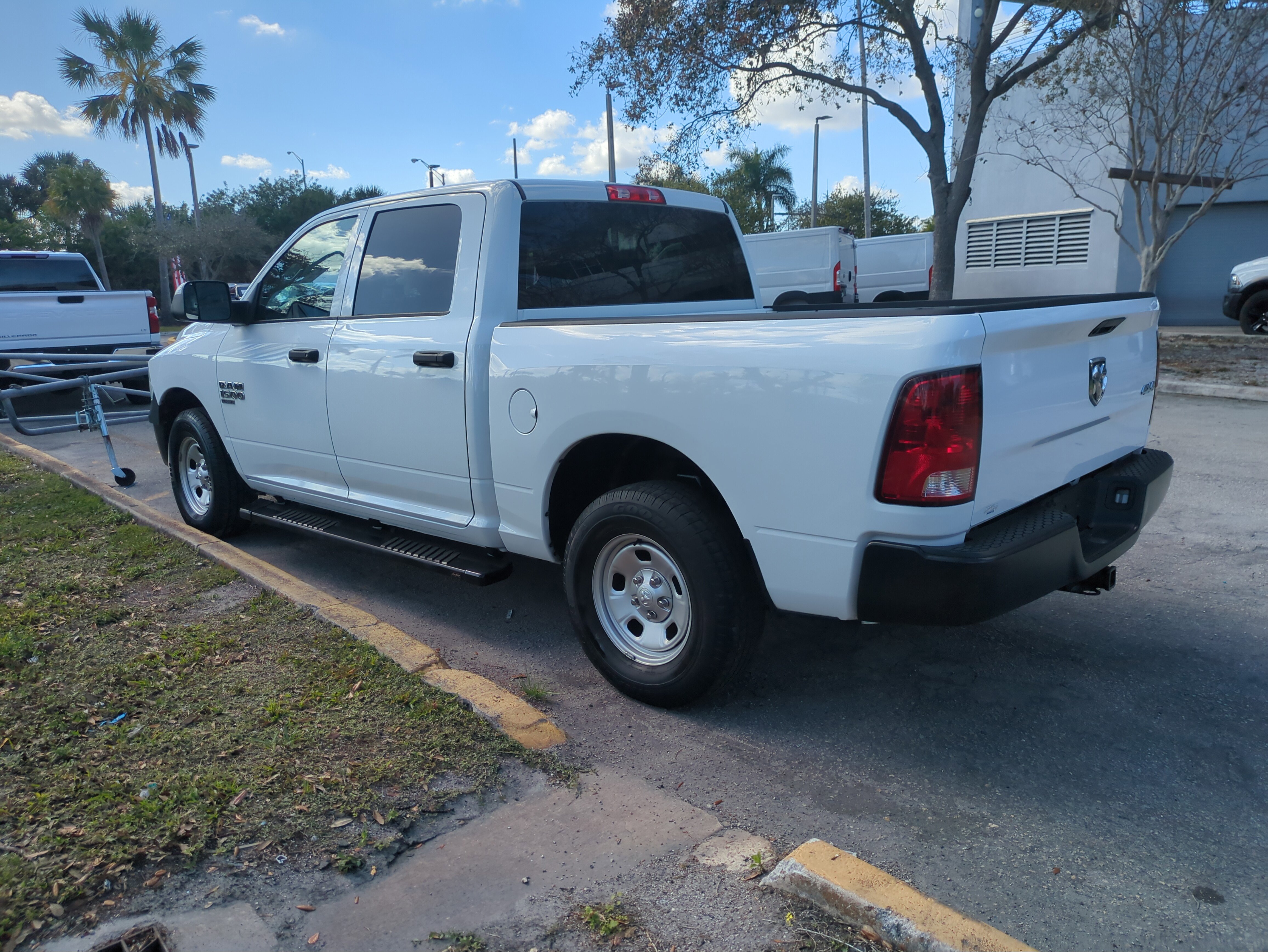 Certified 2023 RAM 1500 Tradesman w/ Trailer Tow Group image 7