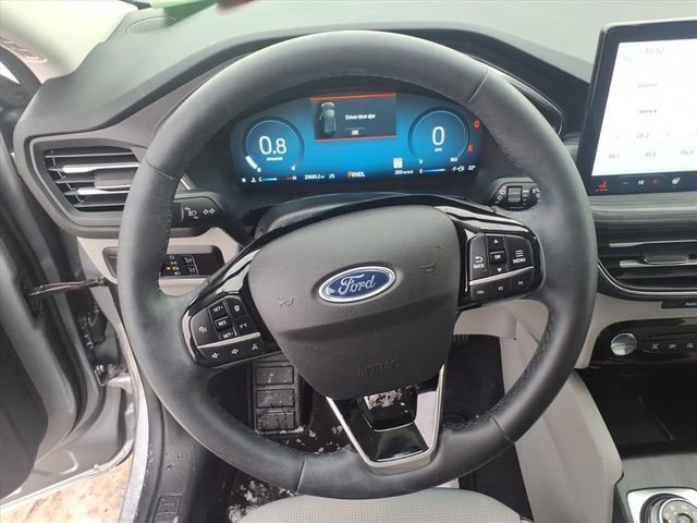 Certified 2023 Ford Escape Platinum image 16