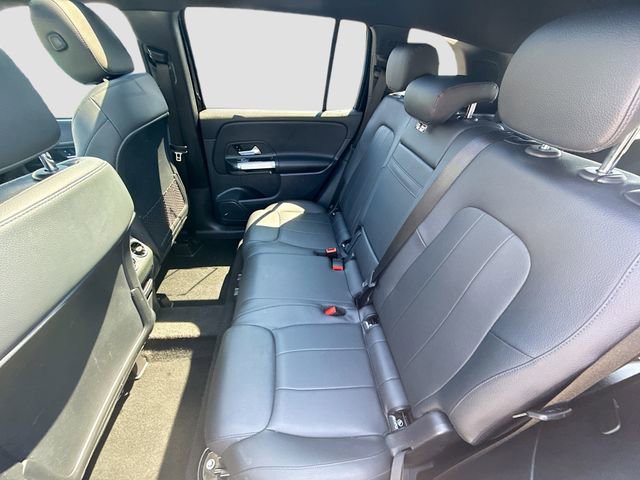 Used 2022 Mercedes-Benz GLB 250 4MATIC w/ Premium Package Lite image 26