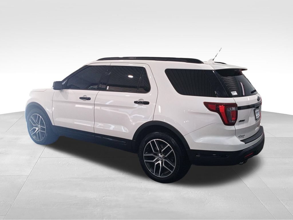 Used 2019 Ford Explorer Sport w/ Equipment Group 401A AWD/4WD image 3